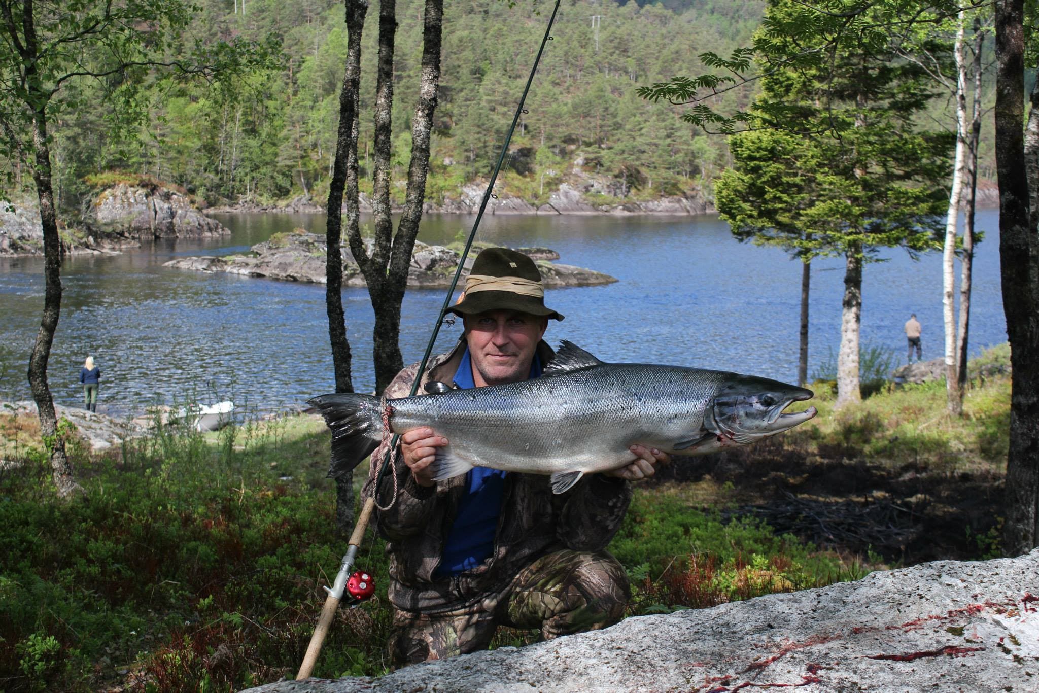 Storfangst på 13 kilo © Hellebustfossen hytter