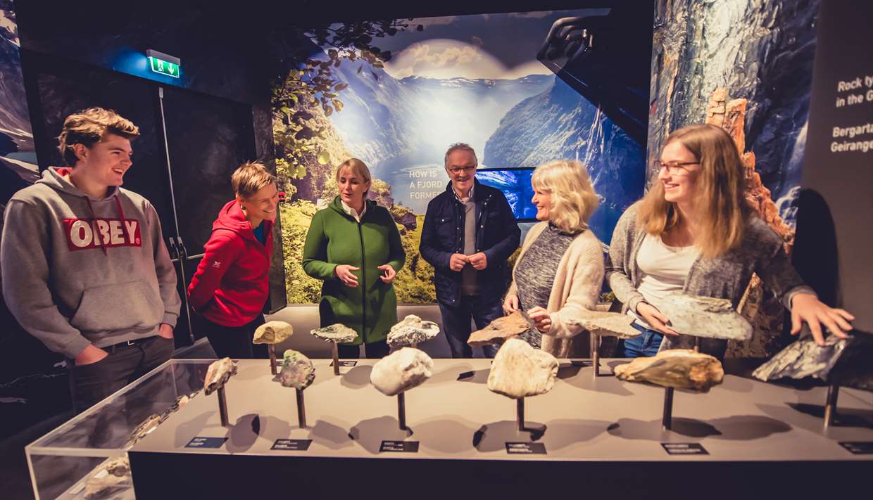 Besøk Norsk Fjordsenter