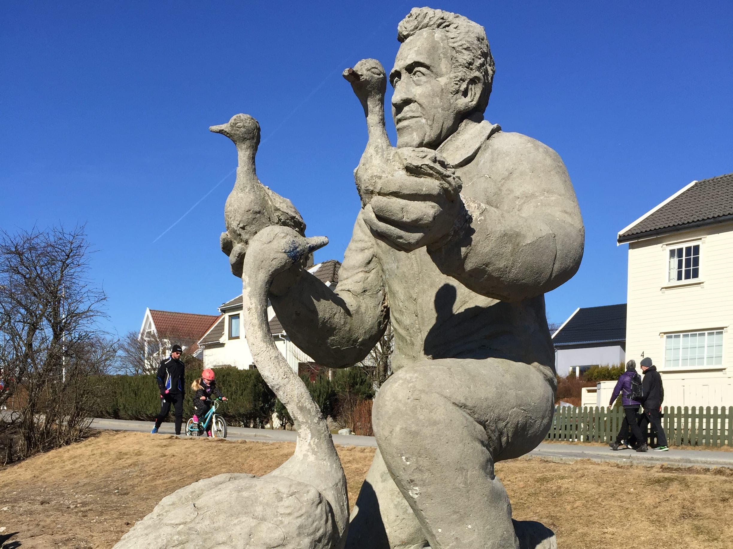 Statue av Harald Herredsvela