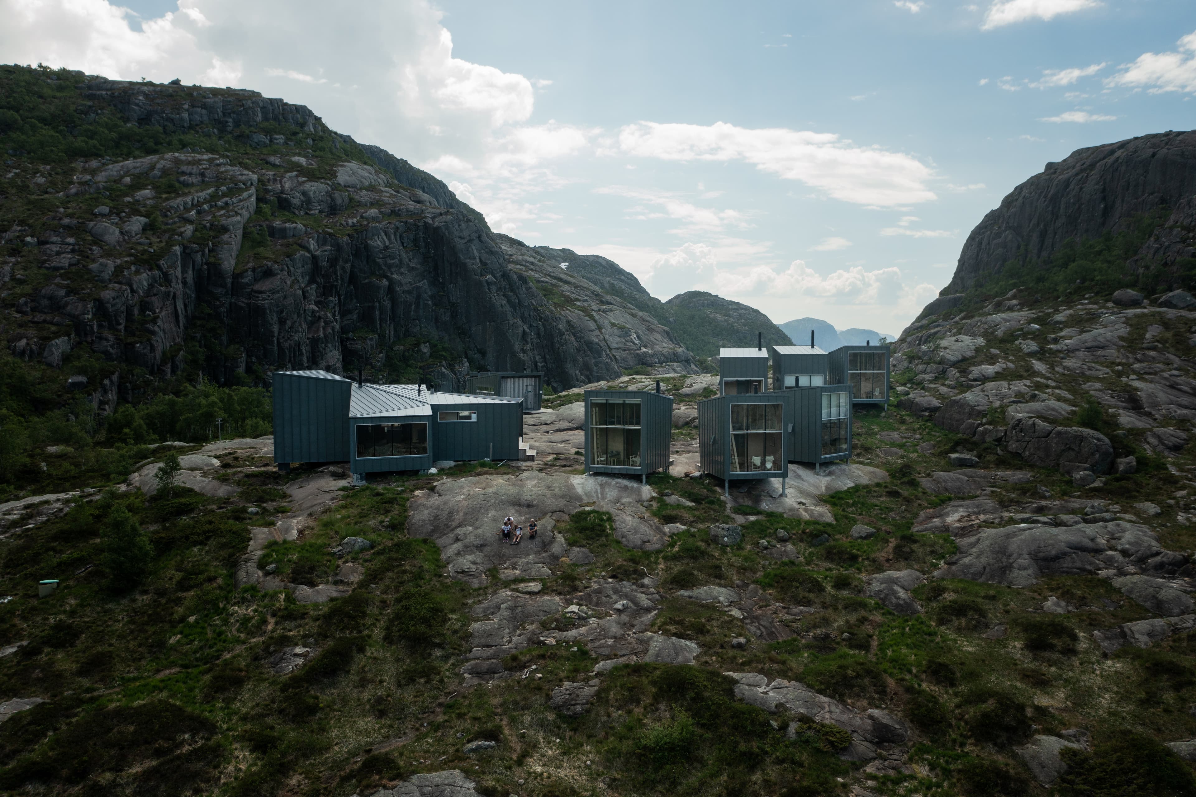 DNT hytter spredt ut i fjellterreng
