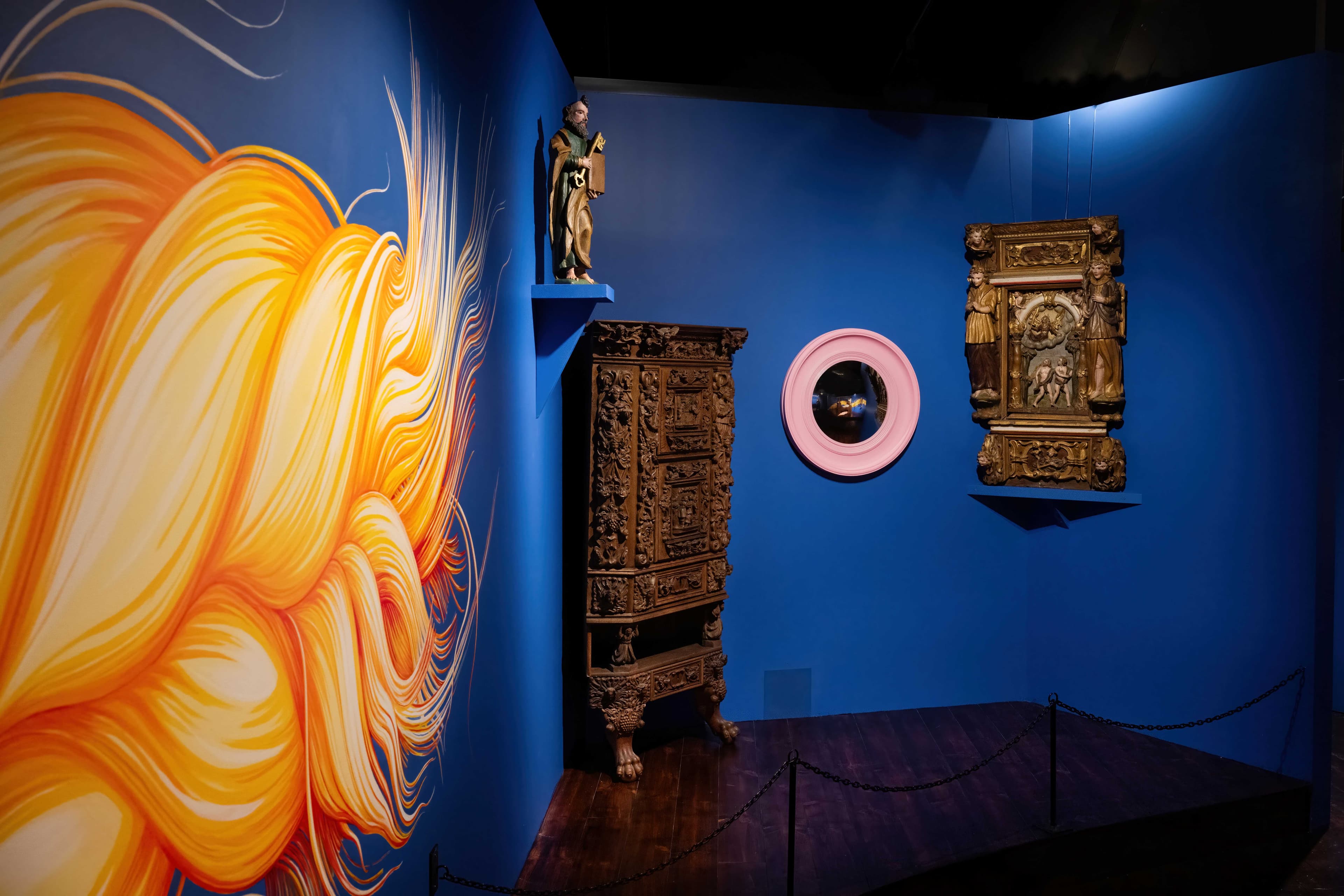 Exhibition at a museum with items from 1500-1600s.