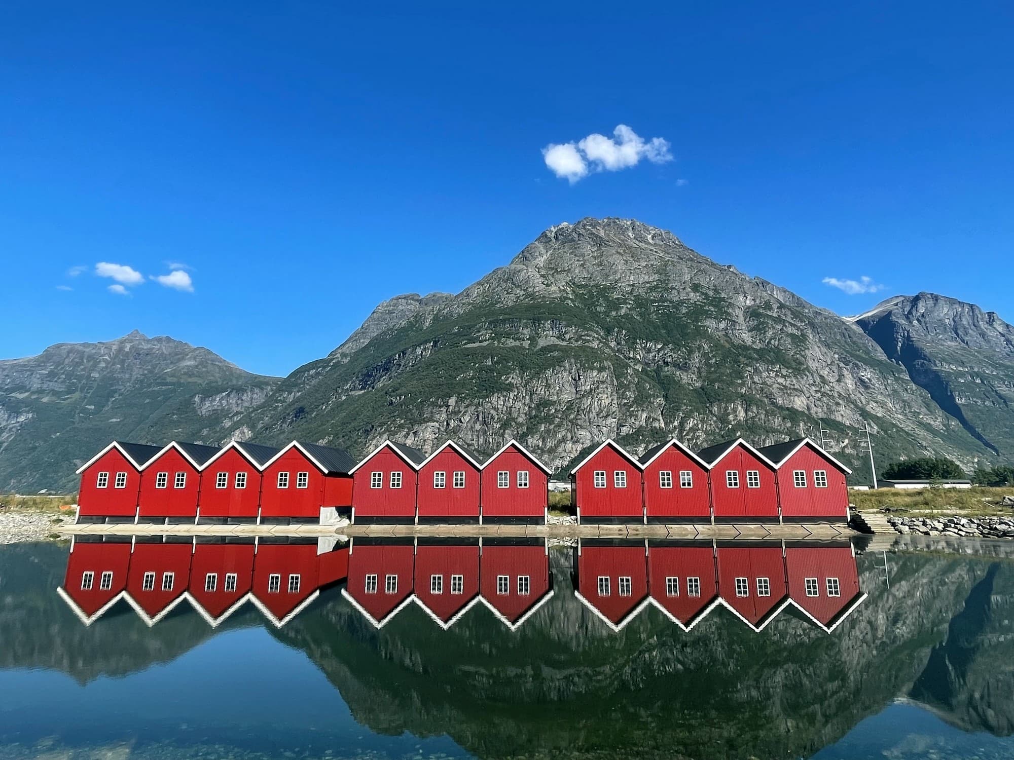 Instanausta på Sunndalsøra