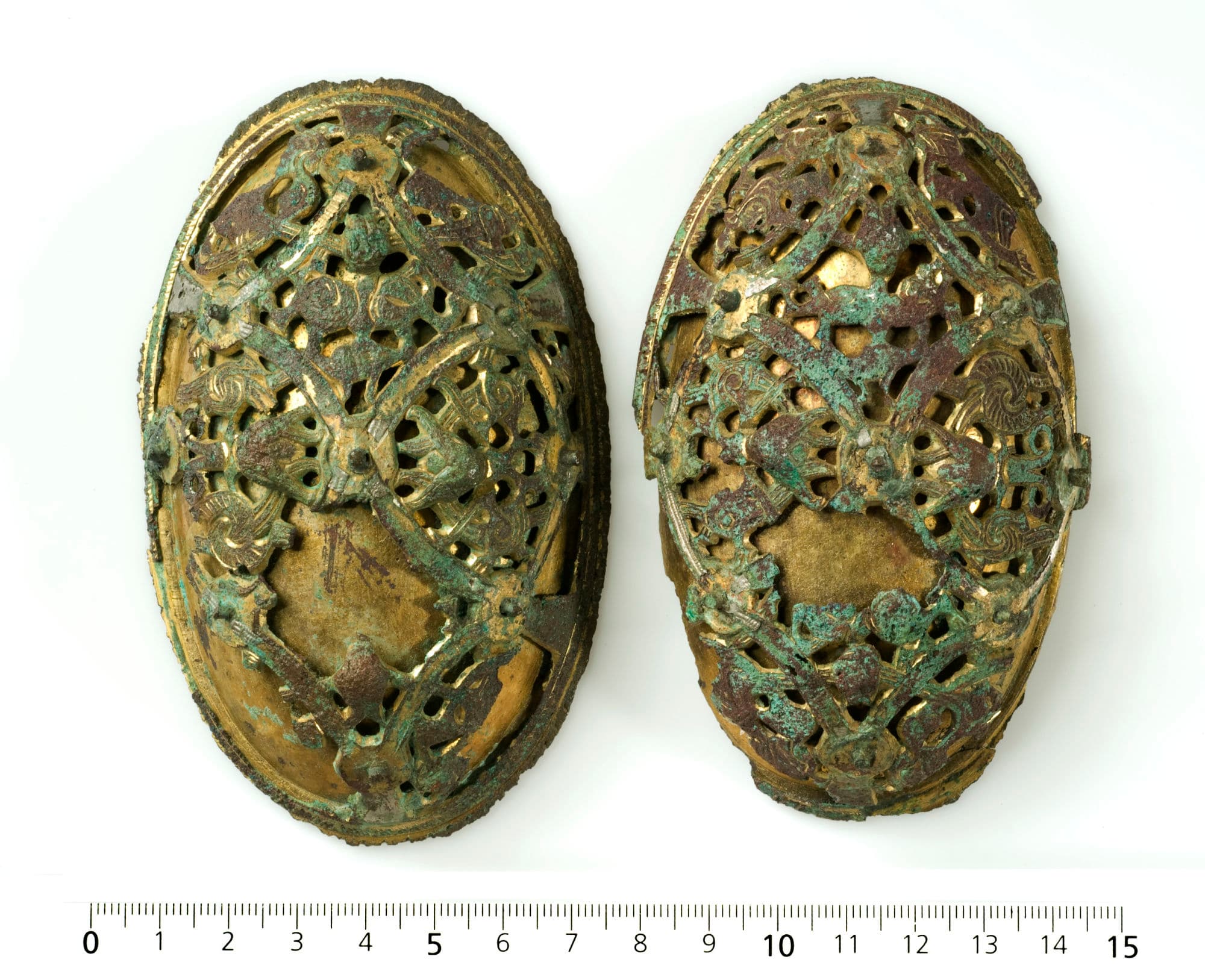 gold findings from a Viking grave in Gausel, Stavanger in 1997.