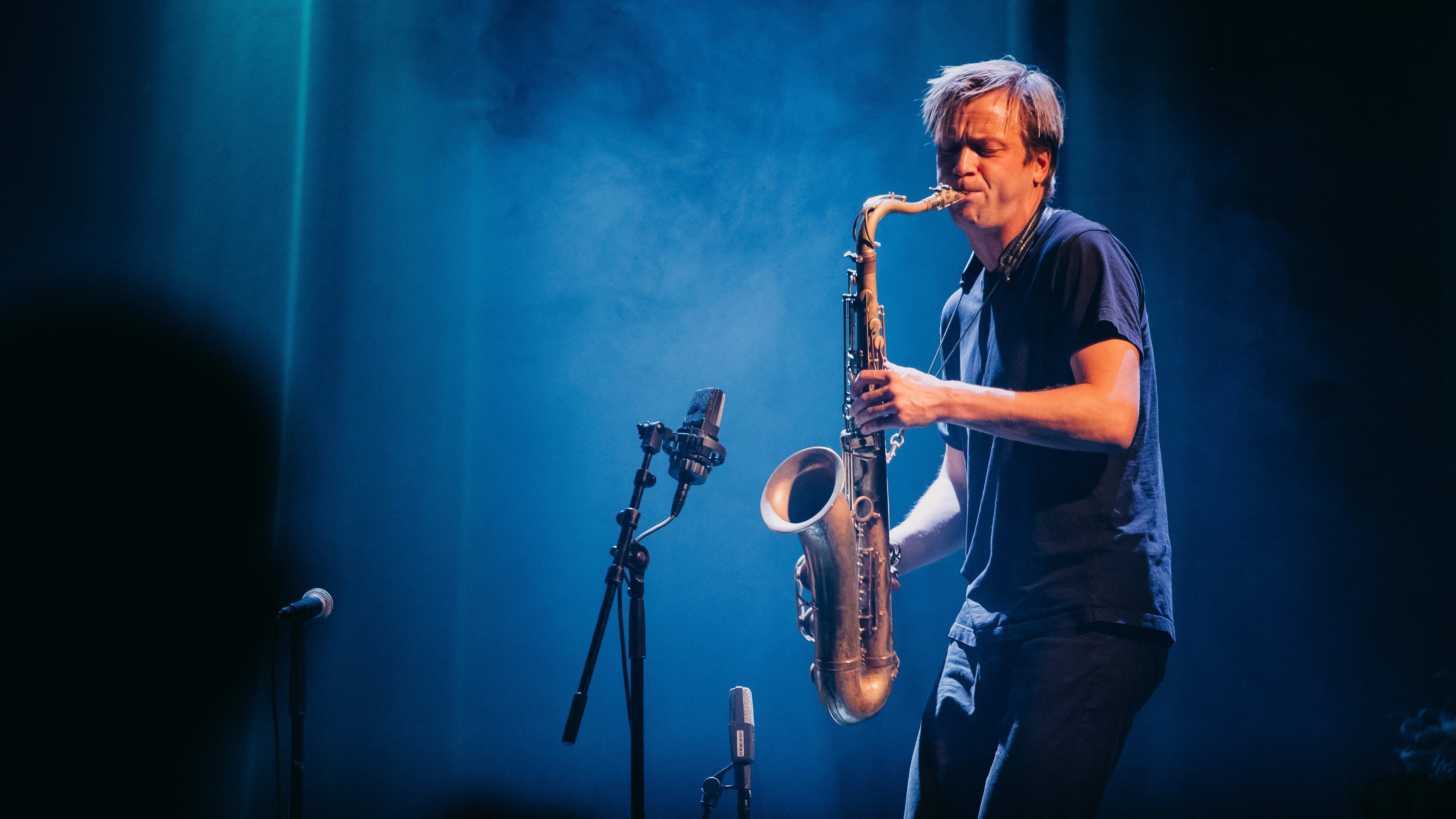 man playing instrument on stage at Kammermusikkfestivalen Stavanger