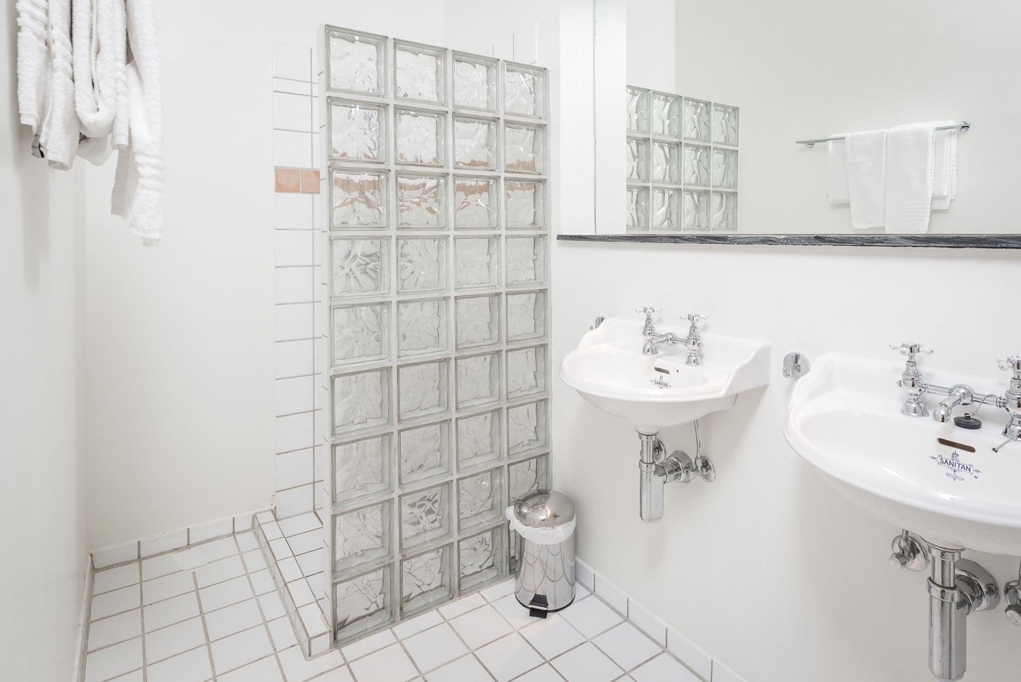 hotel room, hotel interior, hotel facilities