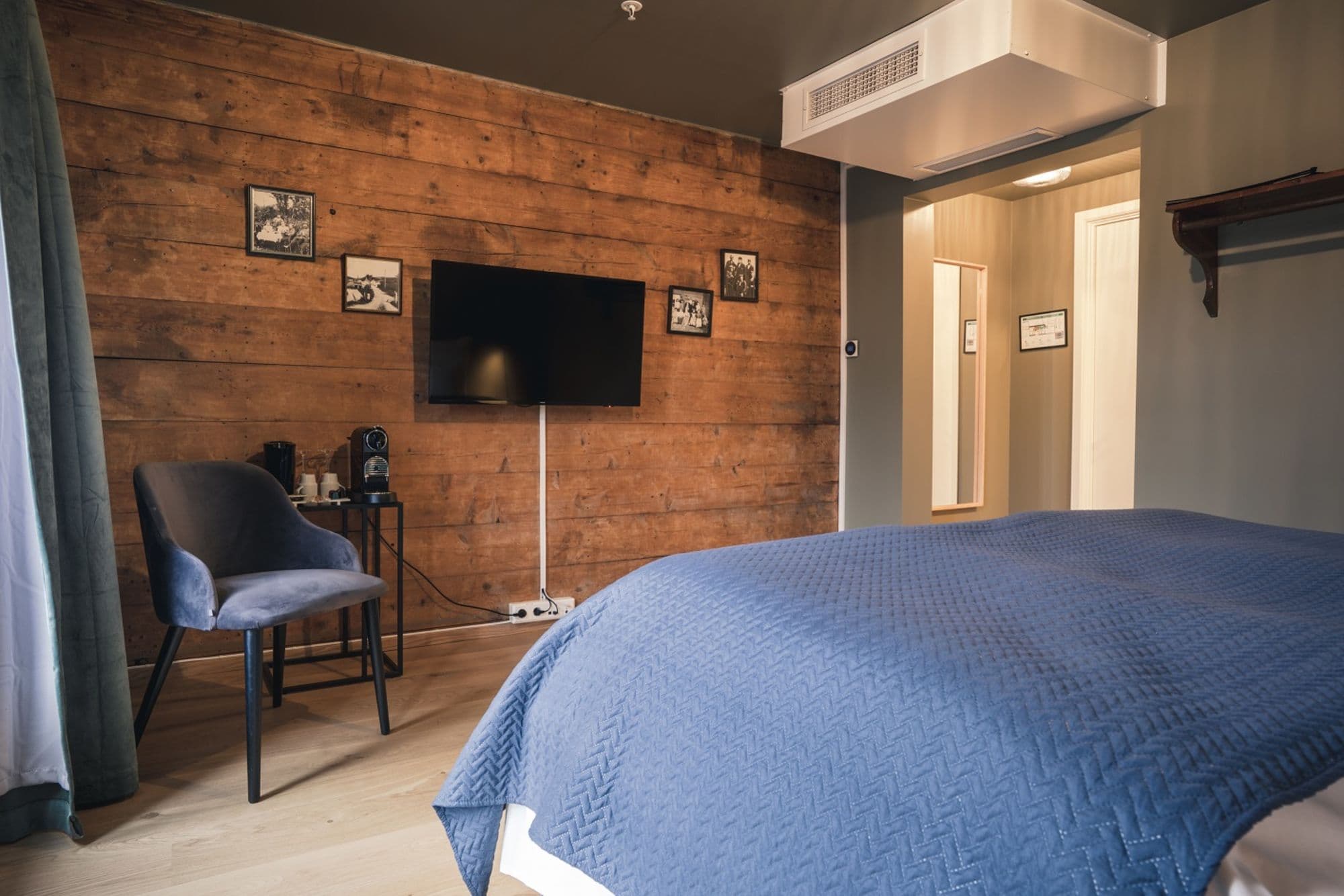 hotel room, hotel interior, hotel facilities