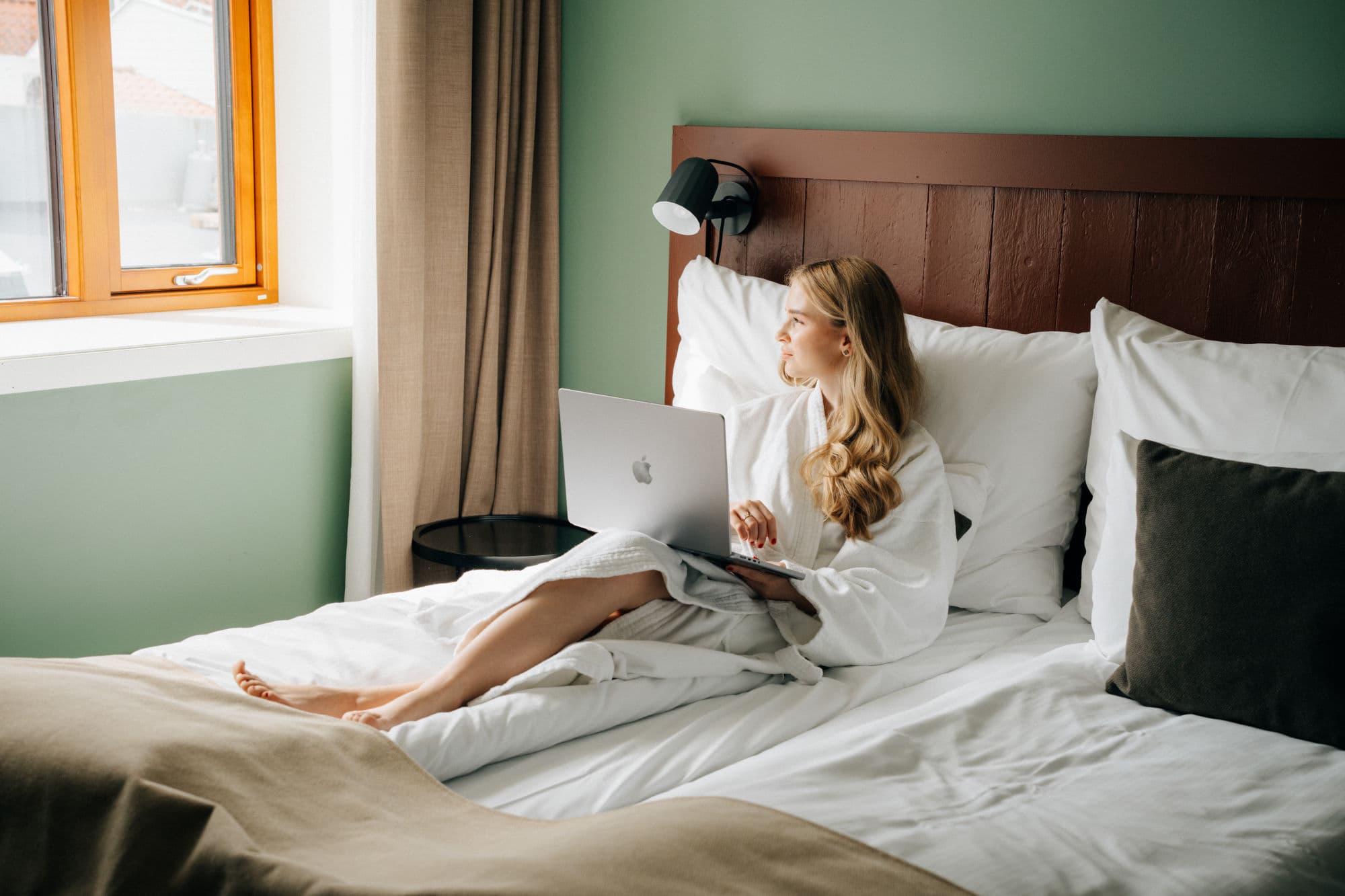 hotel room, hotel interior, hotel facilities