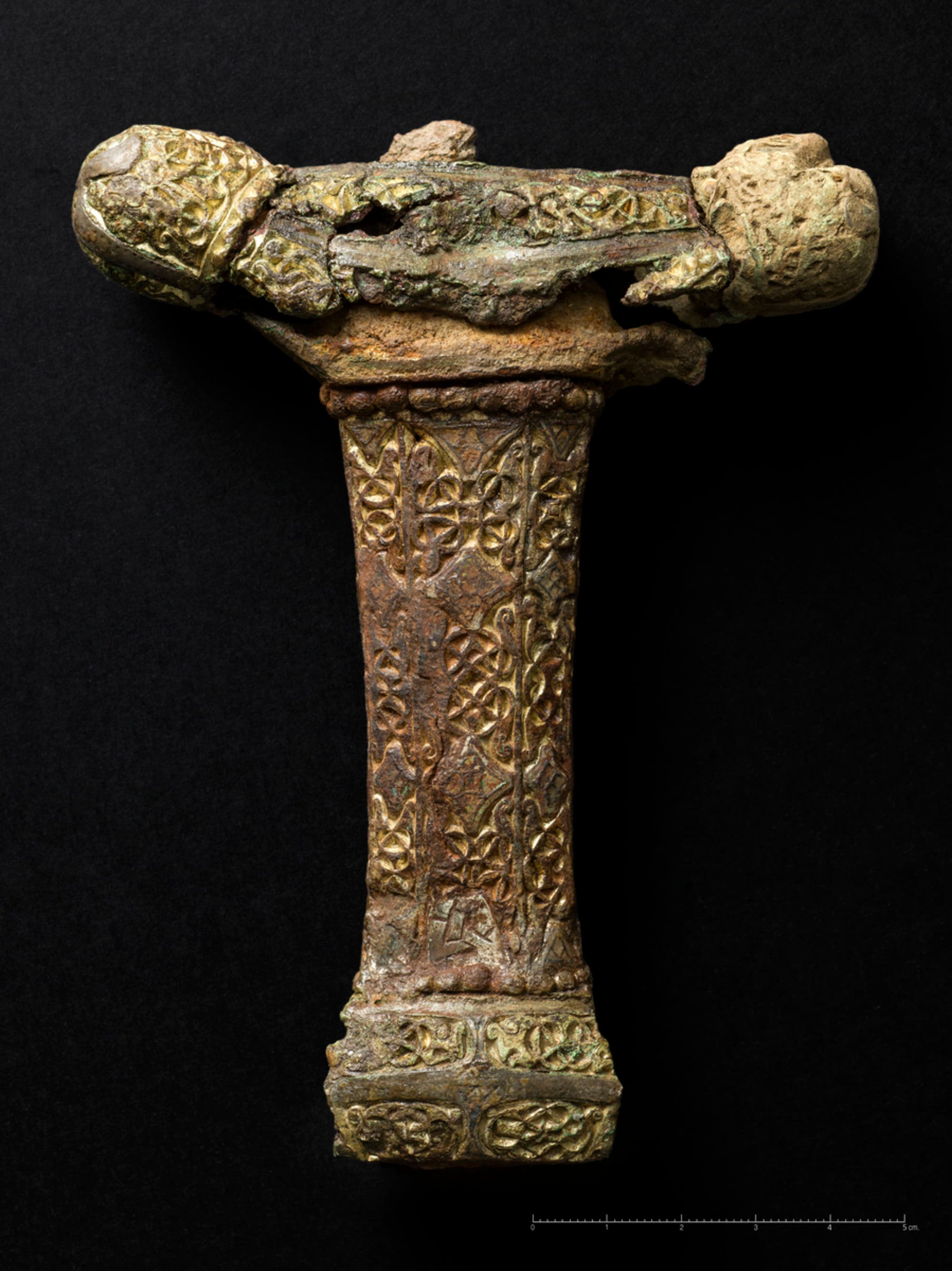 sword hilt from the viking age found in stavanger