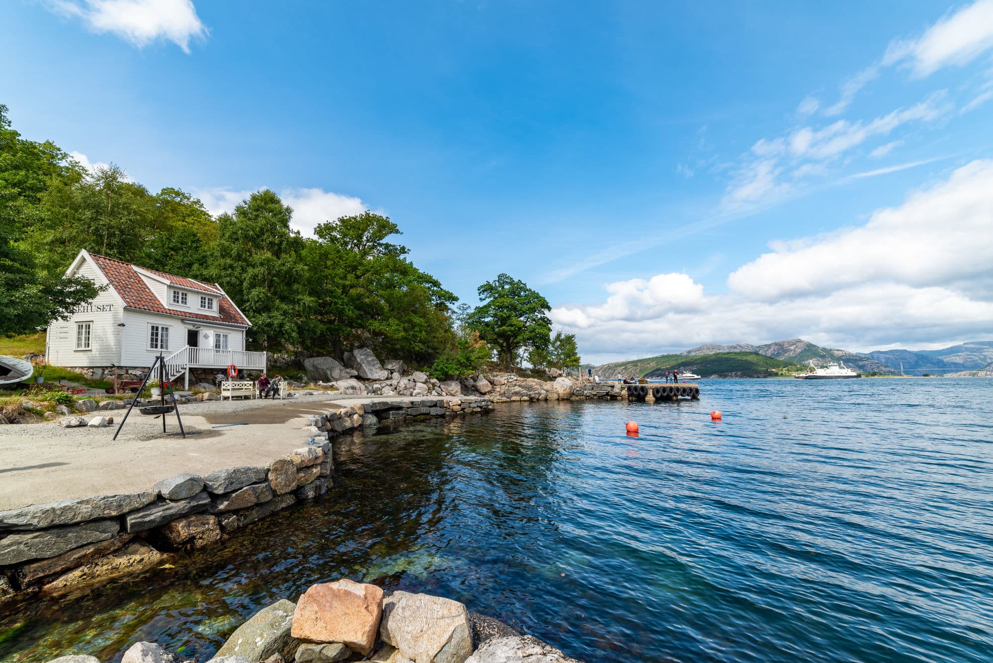 Kronen Gaard Hotell og Bakernes Paradis