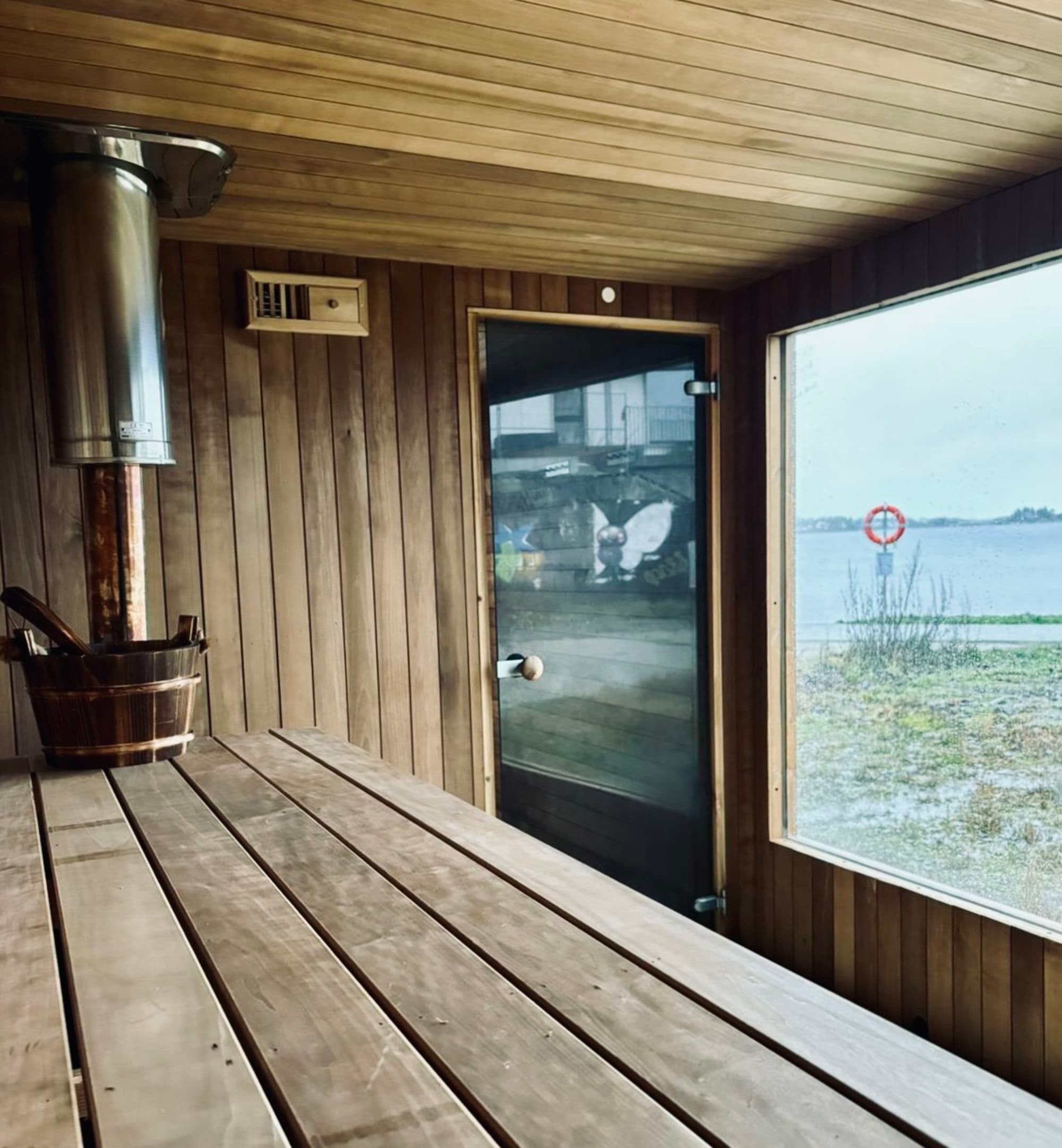 Sauna and surroundings