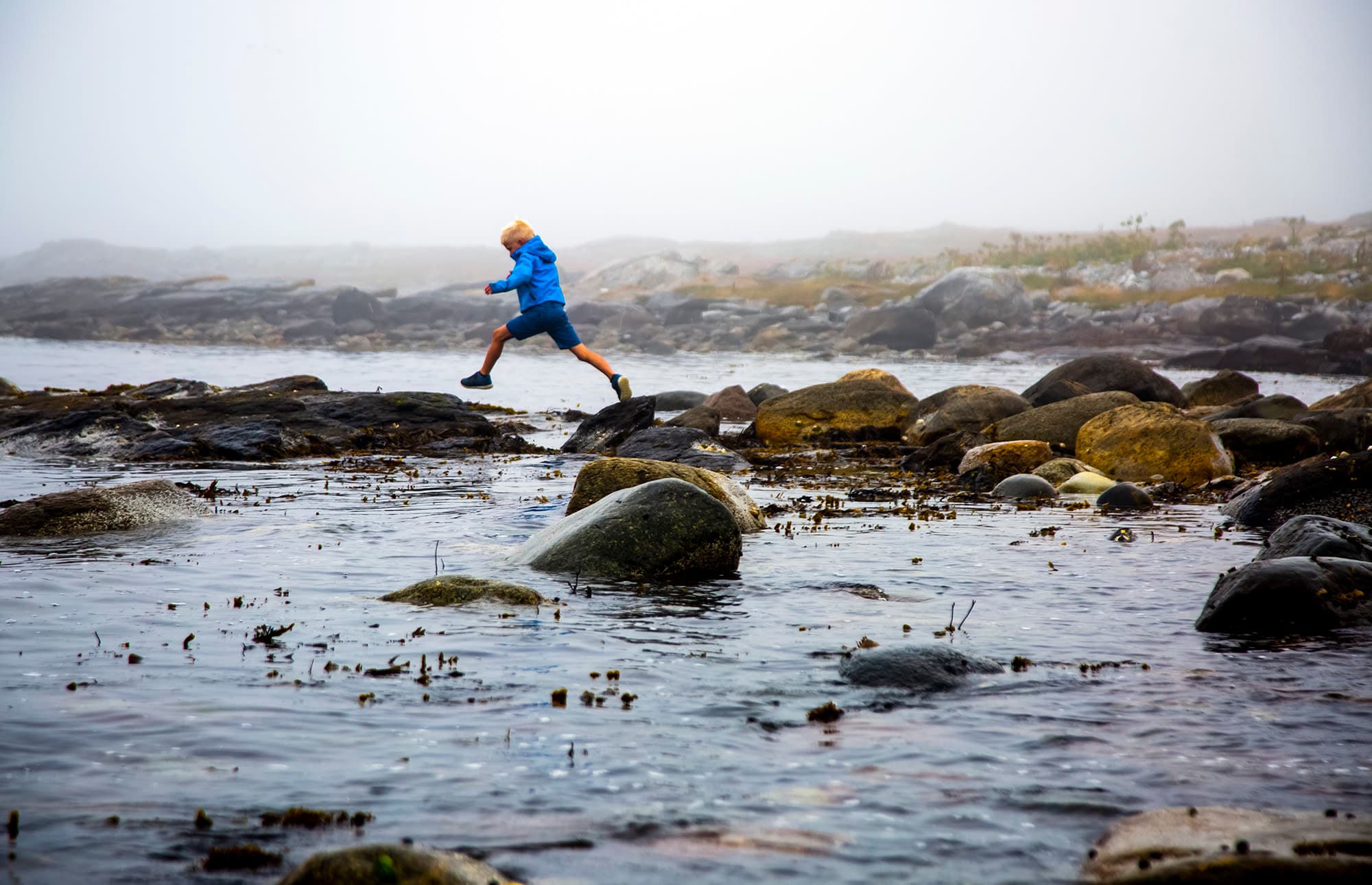 Gutt på tur langs kysten i Randaberg